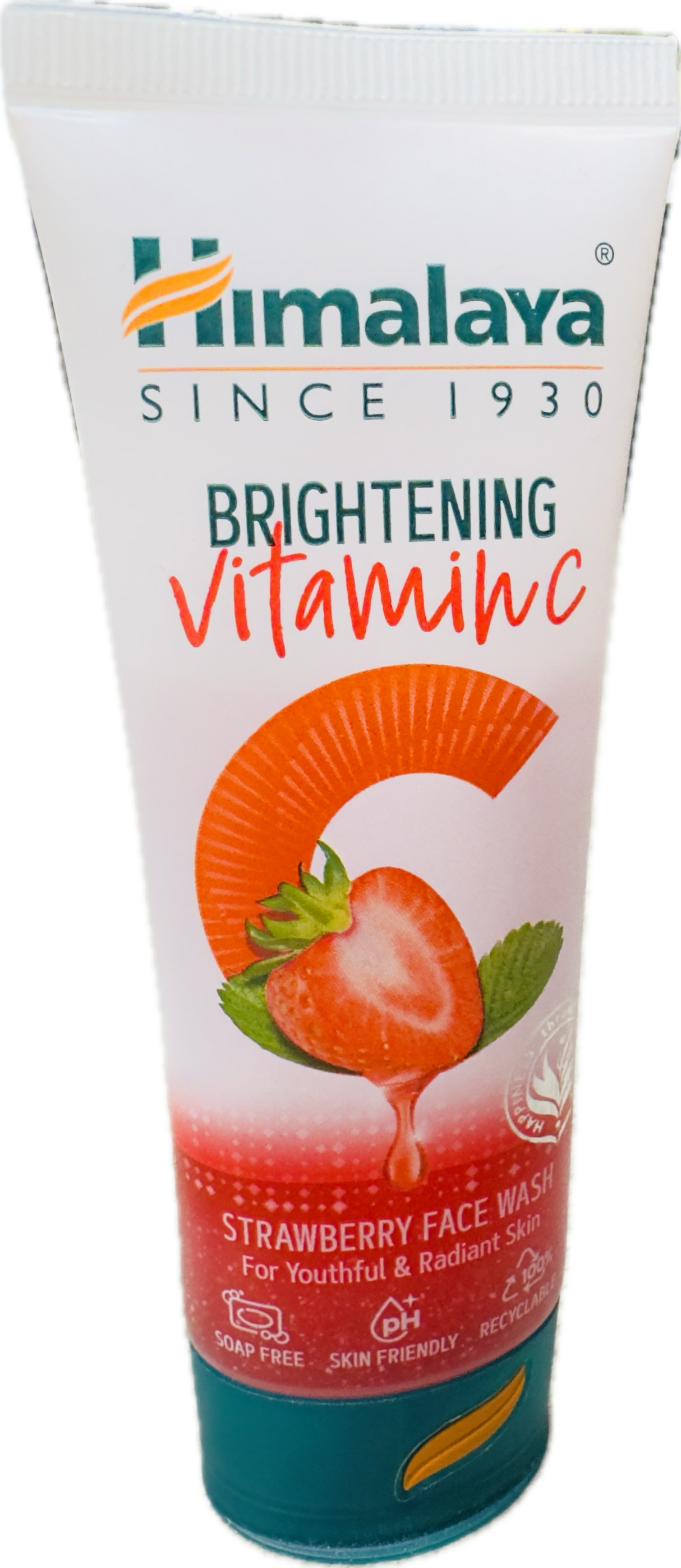 HIMALAYA BRIGHTENING VITAMIN-C FRUIT STRAWBERRY FACE WASH 100ML